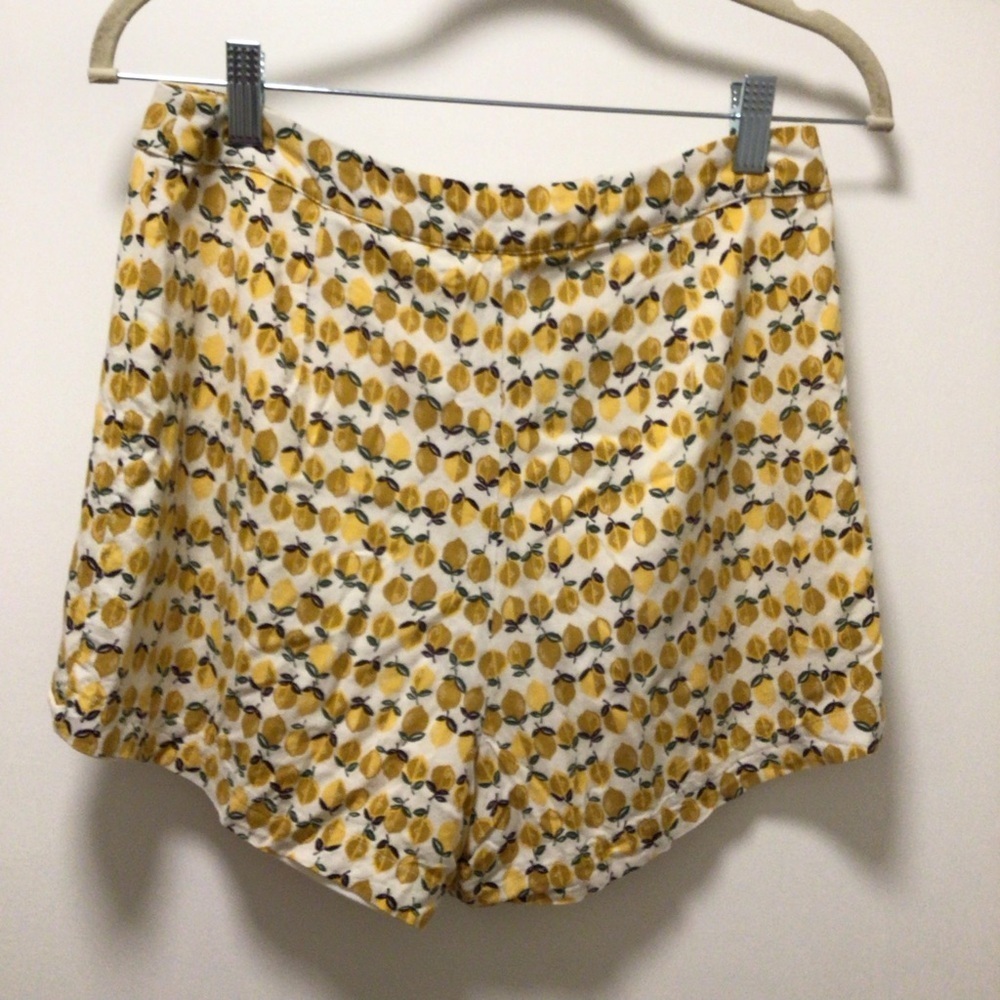 Alya Lemon Print Button Up Shorts - Picture 2 of 7